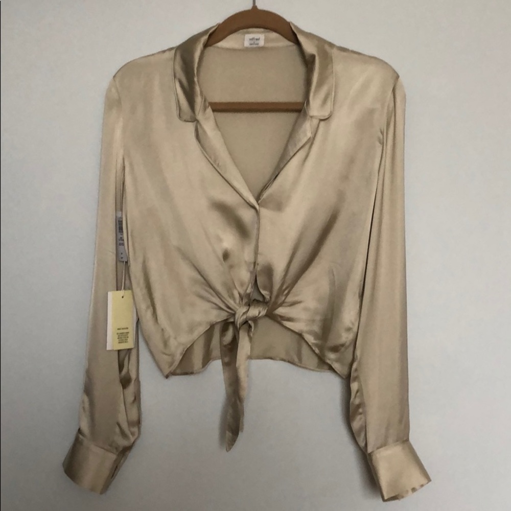 Aritzia Tie-front Blouse